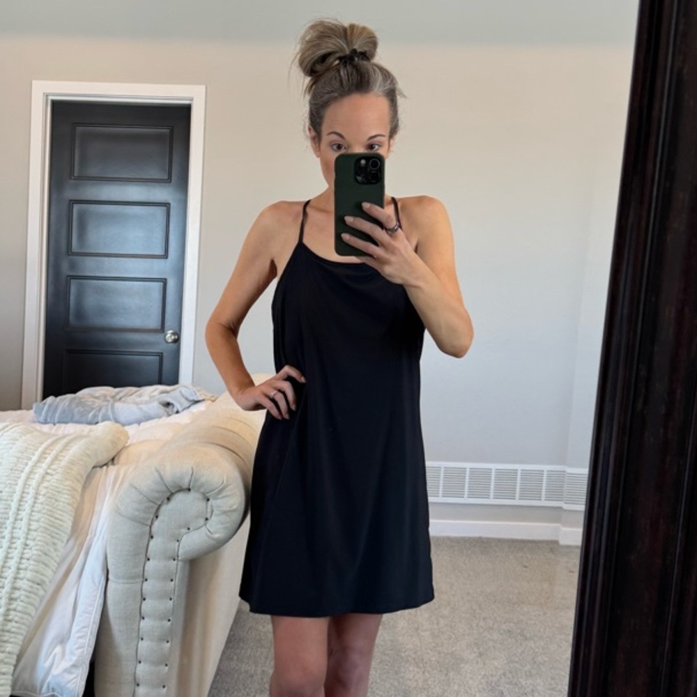 Women’s strappy active dress with attached shorts with pockets - black - size M